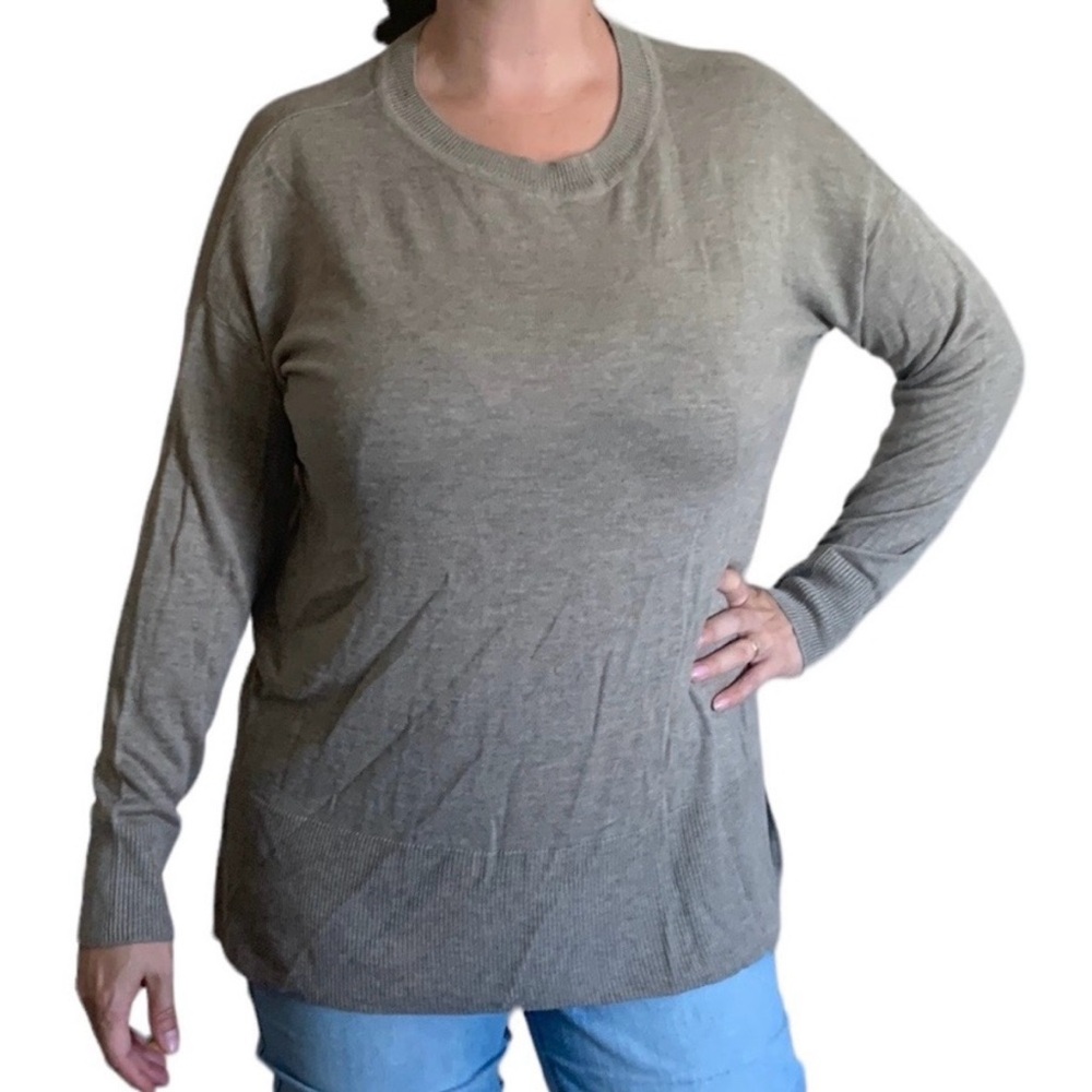 Worthington Light Brown Long Sleeve Crew Neck Side Slit Sweater Size Large